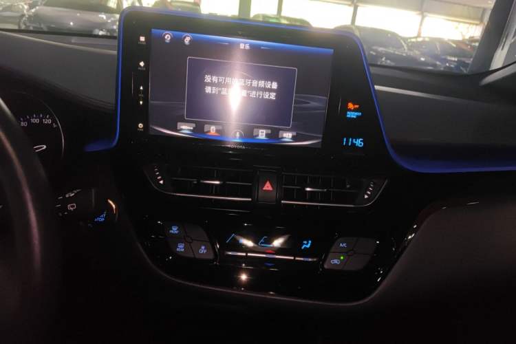 Used Toyota IZOA 2018 2.0L Yichi Version China VI Standard