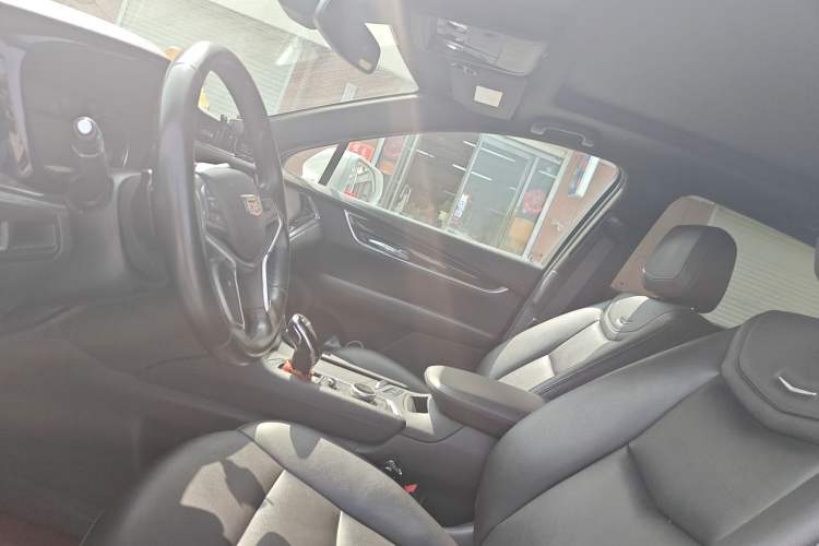 Used Cadillac XT5 2021 28T Four-Wheel Drive Luxury Version
