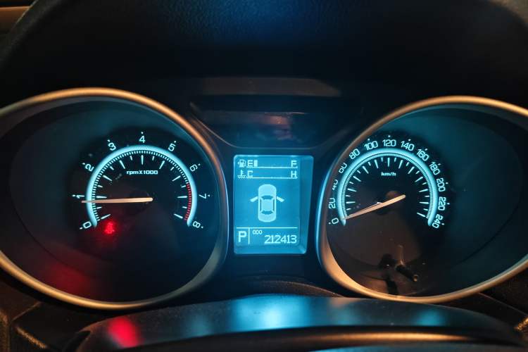 Used GAC Trumpchi GS5 2014 2.0L Automatic Two-Wheel Drive Anniversary Value Edition
