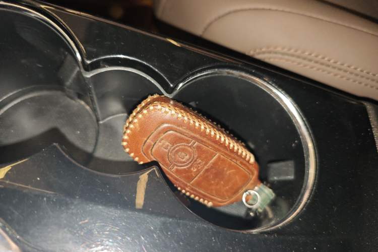 Used Ford Escape 2020 EcoBoost 245 Two-Wheel Drive Smart & Enjoyment Model