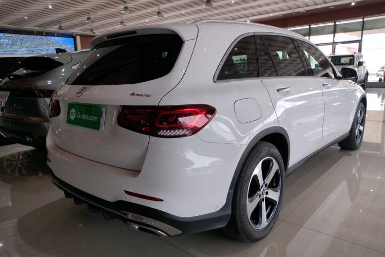 Used Mercedes-Benz GLC 2022 Facelifted GLC 260 L 4MATIC Dynamic Edition Rear Right 45 Deg