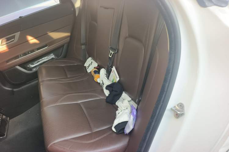 Used Jaguar XFL 2018 XFL 2.0T 250 PS Luxury Edition
