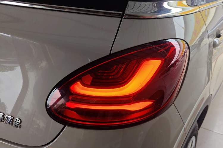 Used Wuling Bingo 2023 410 km Lingxi Deluxe Edition Right Rear Taillight