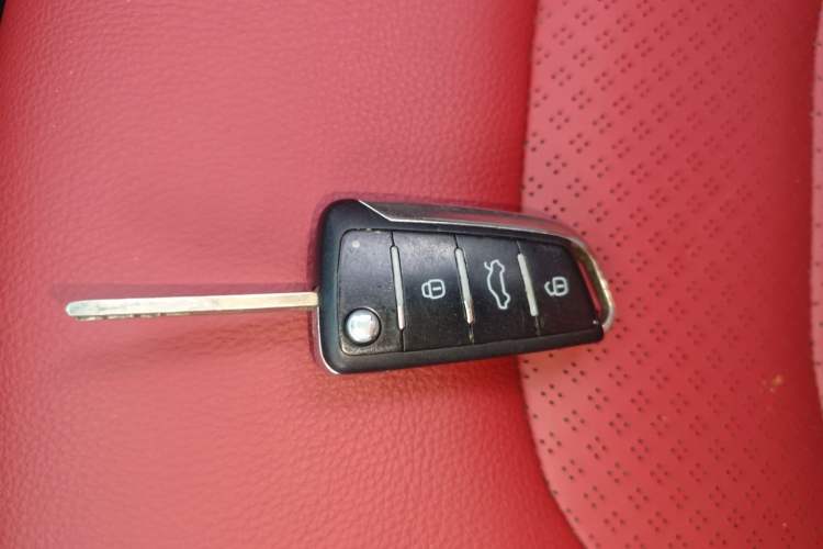 Used JAC Refine S3 2017 1.6L Manual Luxury Smart Model