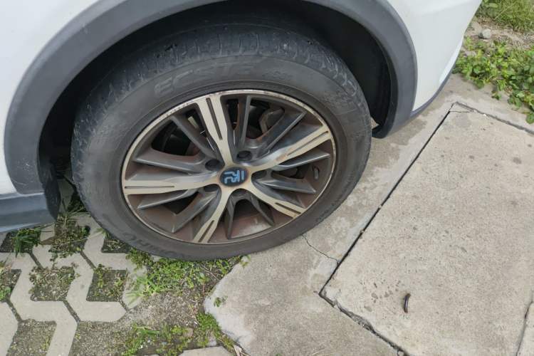 Used BYD Yuan New Energy 2018 EV360 Smart Connected Cool Model