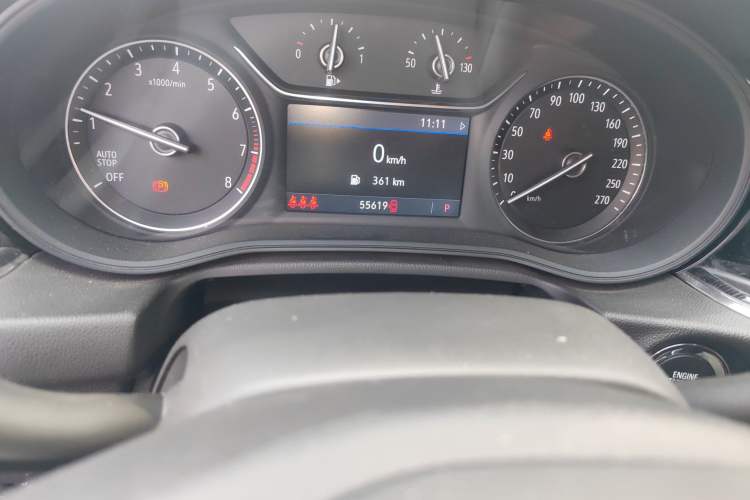 Used Buick Regal 2022 652T Smart Enjoyment Version Odometer Close Up