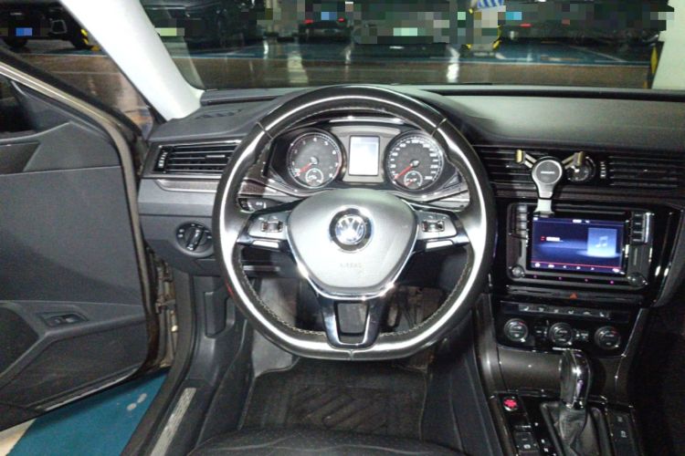 Used Volkswagen Passat 2016 330TSI DSG Prestige Edition Steering Wheel