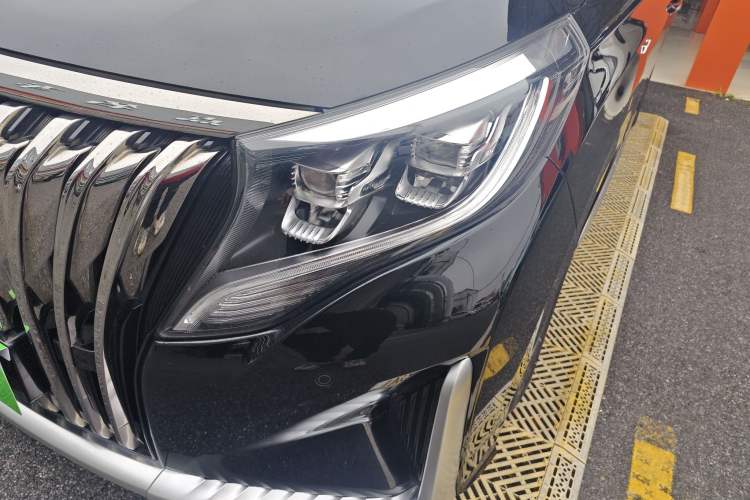 Used GAC Trumpchi M8 2021 Master Series 390T Ultimate Edition