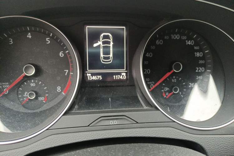 Used Volkswagen Magotan 2017 280TSI DSG Comfort Model
