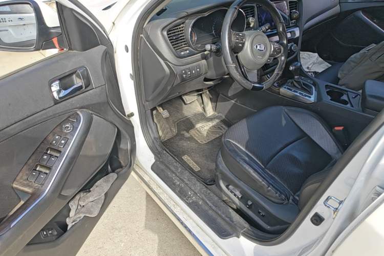 Used Kia K5 2014 2.0L Automatic LUXURY