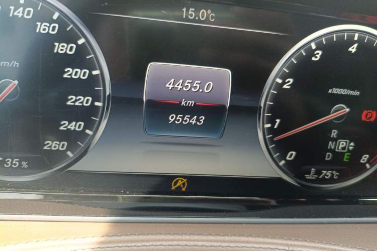 Used Mercedes-Benz S-Class 2017 S 320 L Business Model Odometer Close Up