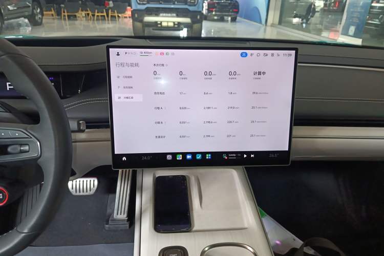 Used Xiaomi Auto SU7 2024 Four-Wheel Drive Ultra-Long Range Advanced Intelligent Driving Max Edition

