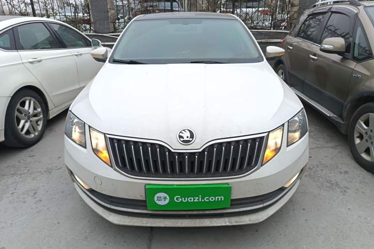 Used Skoda Octavia 2019 TSI230 DSG Luxury Edition