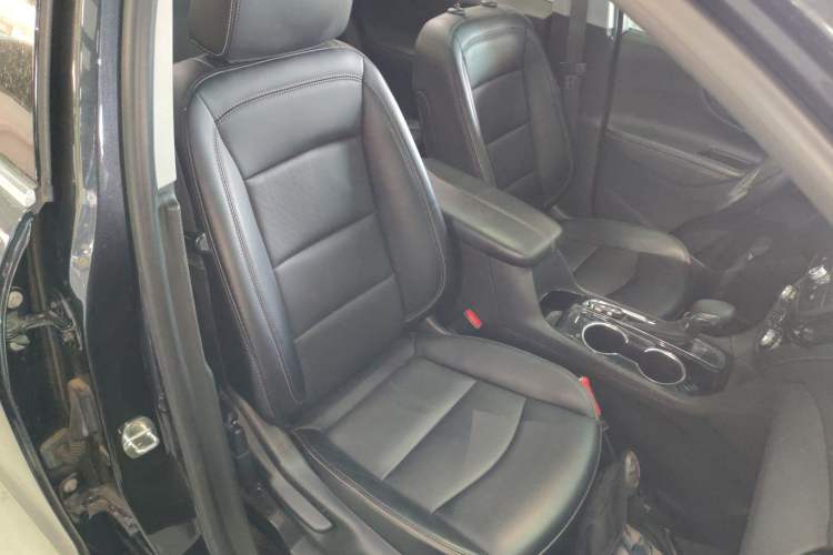 Used Chevrolet Equinox 2022 535T YuJie Edition
