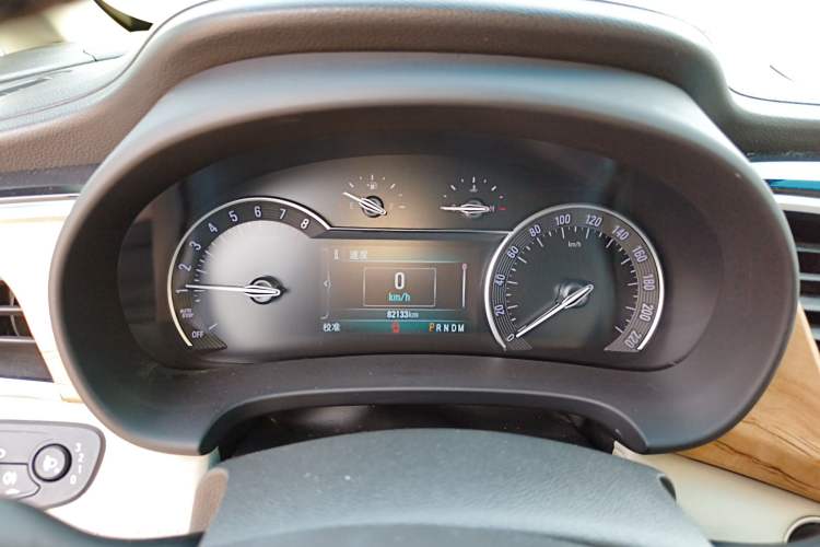 Used Buick GL8 2018 ES 28T Comfort Model China VI Standard