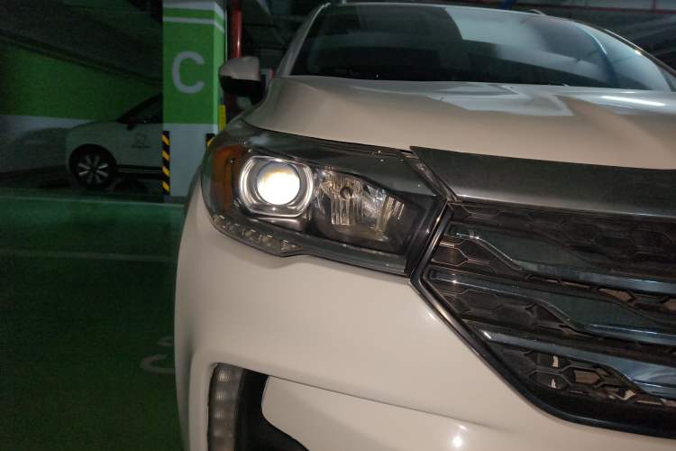 Used GAC Trumpchi GS4 2015 200T Manual Elite Edition
