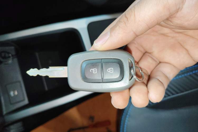 Used Venucia e30 2020 Elite Version Vehicle Key