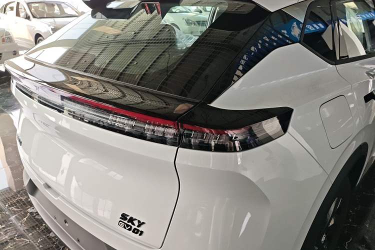 Used Dongfeng Aeolus SKY EV01 2025 530 km AIR Elite Edition