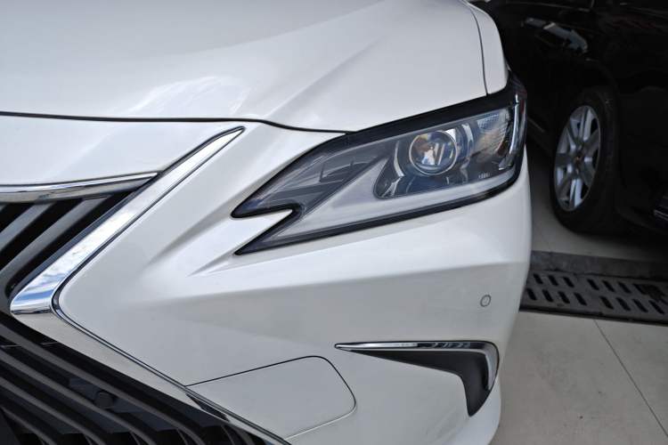 Used Lexus ES 2020 200 Excellence Edition