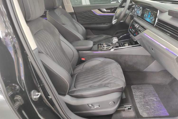 Used Hongqi HS5 2022 Revised Version 2.0T Smart Connect Flagship Edition Right Front Seat