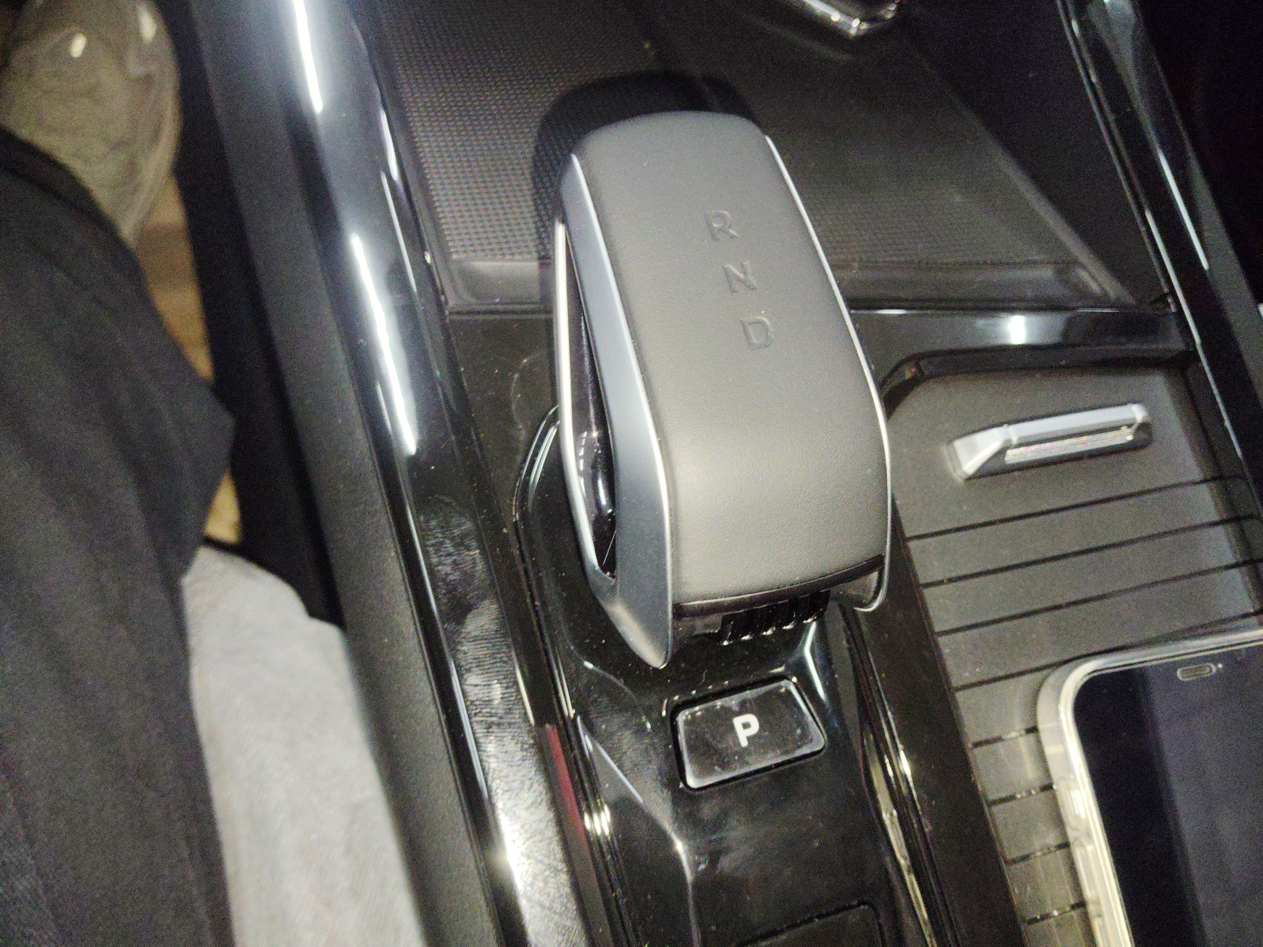Geely Auto Emgrand X7 Sport 2024 1.5TD Smart Connect+ — снимка 16