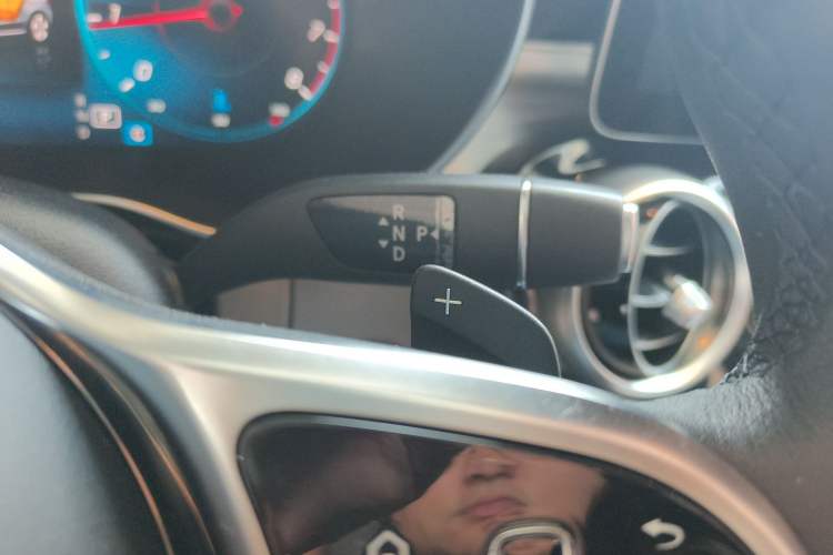 Used Mercedes-Benz GLC 2020 Facelifted GLC 260 L 4MATIC Dynamic Edition Gear Lever