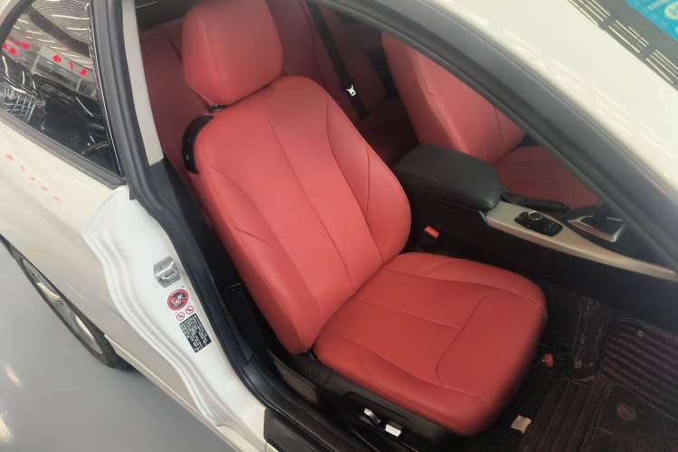 Used BMW 2 Series 2017 220i Leading Model