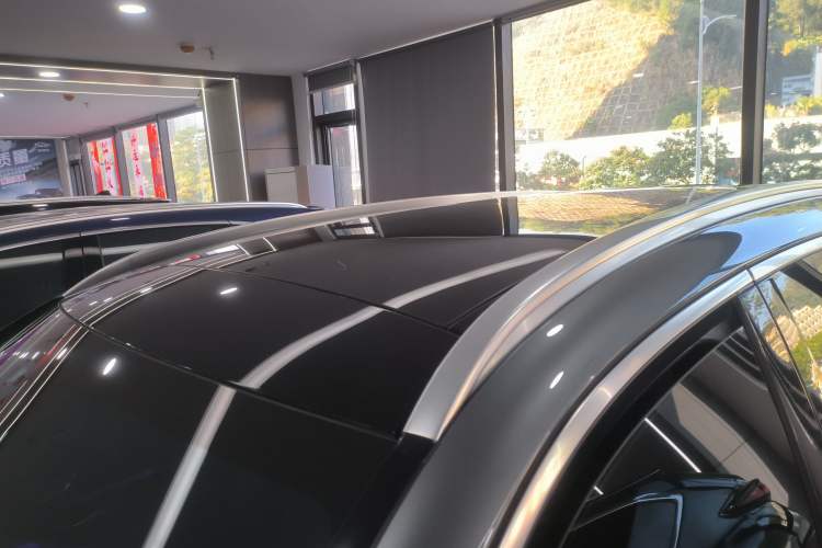 Used Mercedes-Benz GLC 2020 Facelift GLC 260 L 4MATIC Luxury Edition