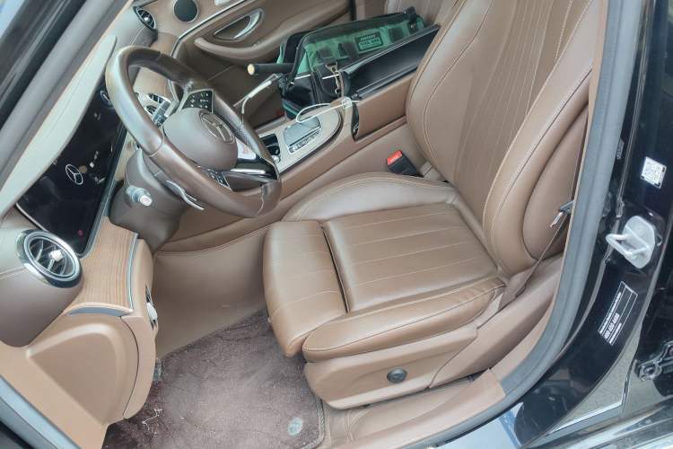 Used Mercedes-Benz E-Class New Energy 2022 Second Facelift E 350 e L Plug-in Hybrid Sedan Left Front Seat