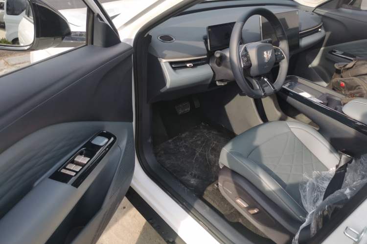 Used ARCFOX T1 2025 Model 425 PLUS