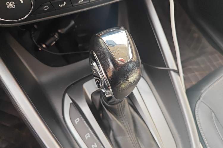 Used Ford Escort 2017 Happiness Edition 1.5L Automatic Fashion Version