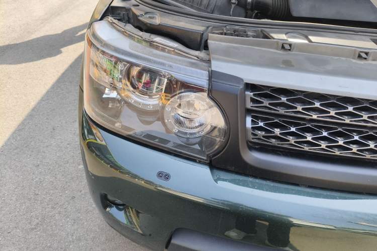 Used Land Rover Range Sport 2011 5.0 NA V8 HSE Right Front Headlight