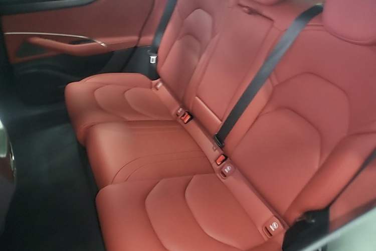 Used Xiaomi Auto SU7 2024 Rear-Drive Ultra-Long Range Advanced Pro-Level Intelligent Driving Version