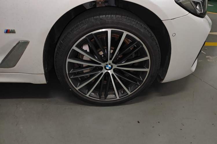 Used BMW 5 Series 2023 530Li Leading Model M Sport Package
