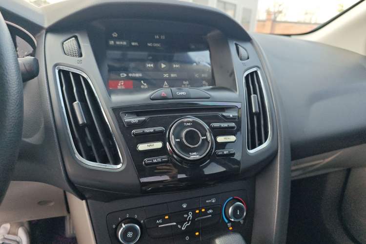 Used Ford Focus 2017 Sedan 1.6L Automatic Comfort Plus SmartDrive Edition
