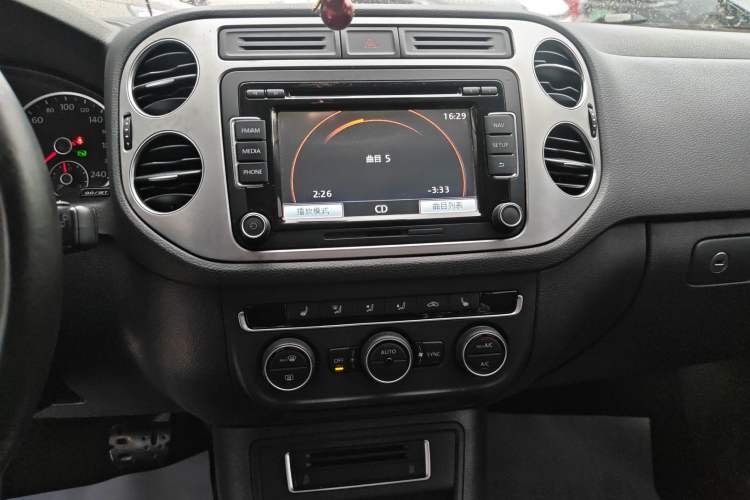 Used Volkswagen Tiguan L 2015 1.8TSI Automatic Two-Wheel Drive Luxury Model