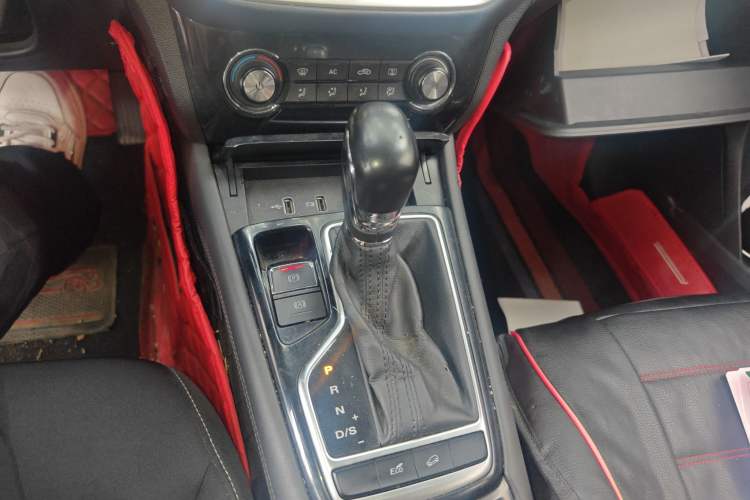 Used Roewe RX3 2020 1.6L CVT 4G Connected Ultra-Fun Elite Edition