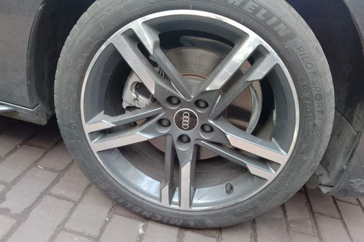 Used Audi A4L 2022 40 TFSI Luxury Dynamic Model