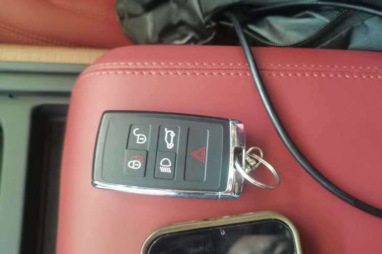 Used Land Rover Defender 2021 110 P400 SE