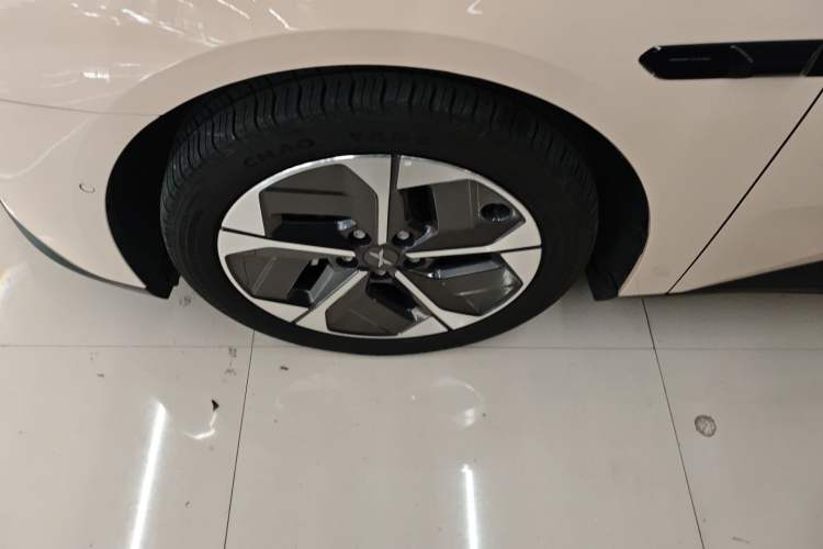 Used XPeng MONA M03 2024 620 with Ultra-Long Range
