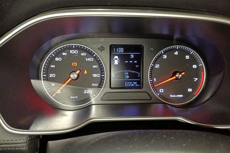 Used Roewe RX3 2020 1.6L Manual 4G Connect Ultra-Fresh Flagship Edition
