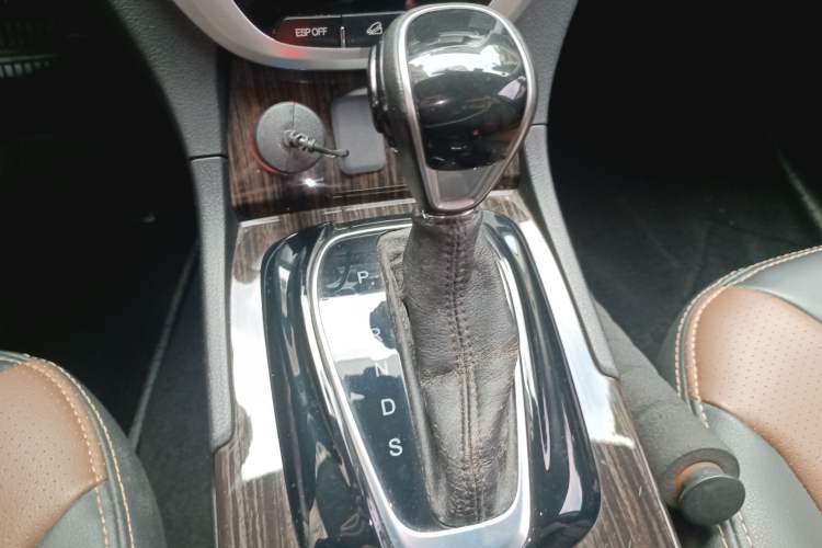 Used GAC Trumpchi GS5 Super 2016 1.8T Automatic Two-Wheel Drive Anniversary Edition
