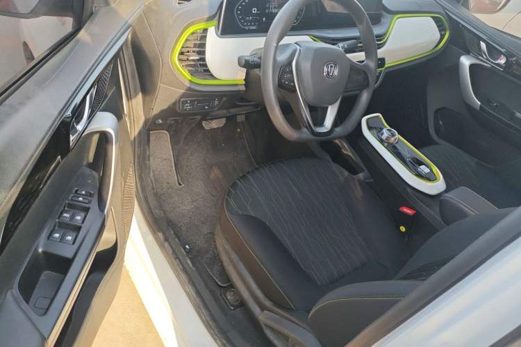 Used CHANGAN OSHAN Benni E-Star 2020 Heartbeat Edition NMC Lithium Driver Seat