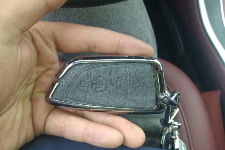 Used BMW X5 2022 xDrive 30Li Luxury M Sport Package
