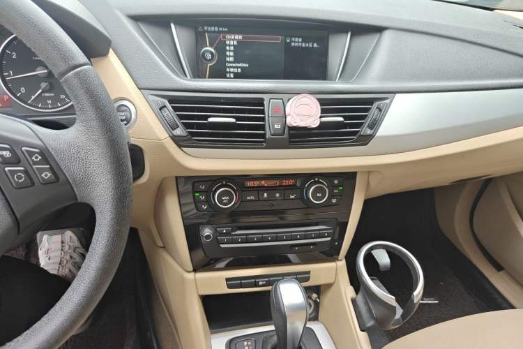 Used BMW X1 2013 sDrive18i Leading Model
