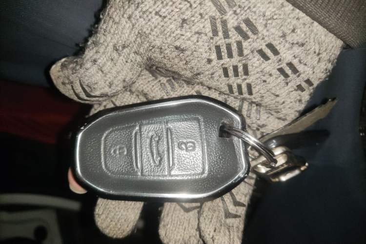 Used Peugeot 5008 2017 380THP 7-Seater Elite Edition
