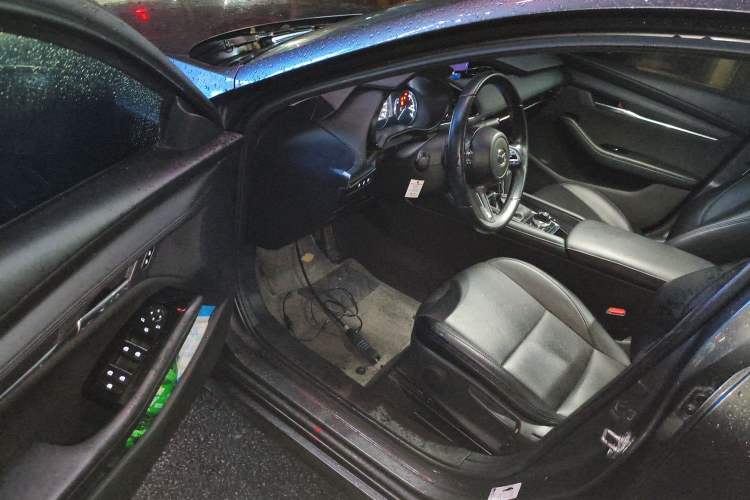 Used Mazda 3 Axela 2021 2.0L Automatic Zhiya Edition