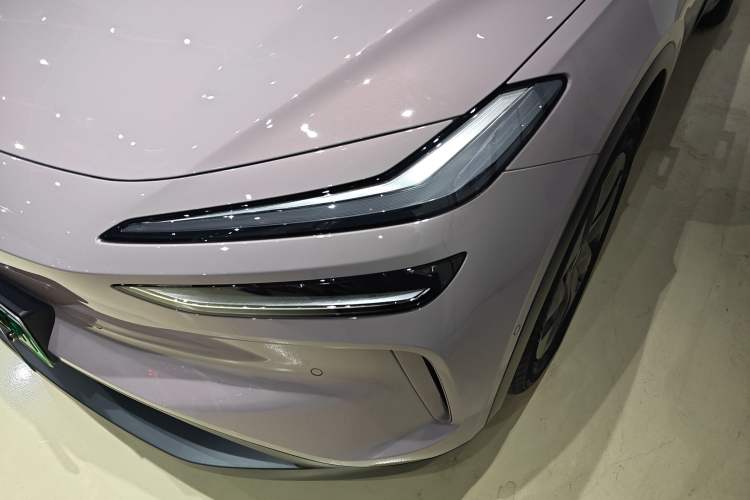 Used ONVO L60 2024 60 kWh Rear-Drive Version
