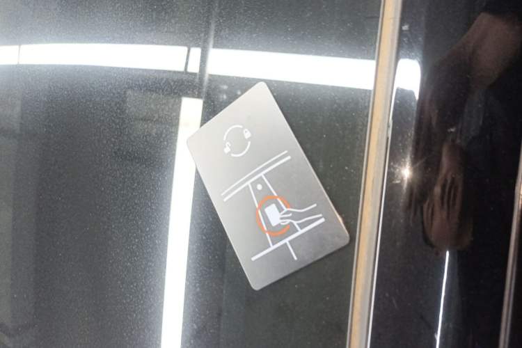 Used Tesla Model 3 2022 Rear-Wheel-Drive Version Interior 1