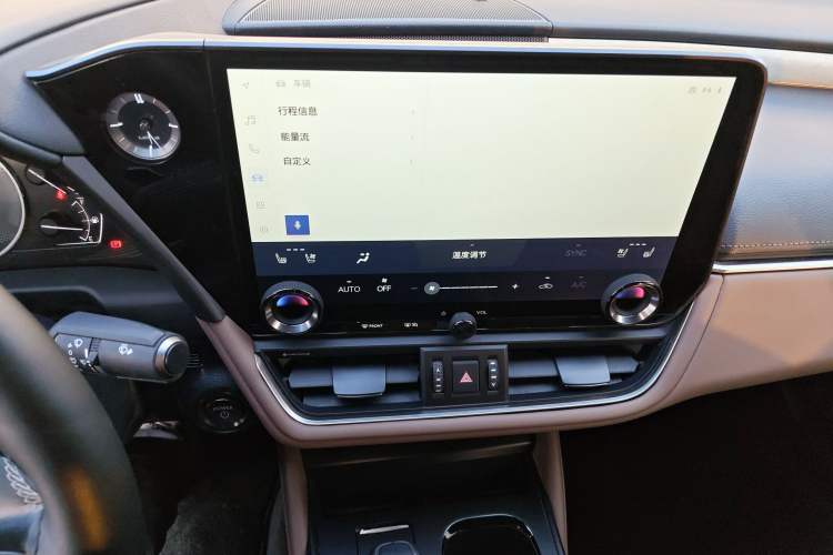 Used Lexus ES 2025 300h Deluxe Edition
